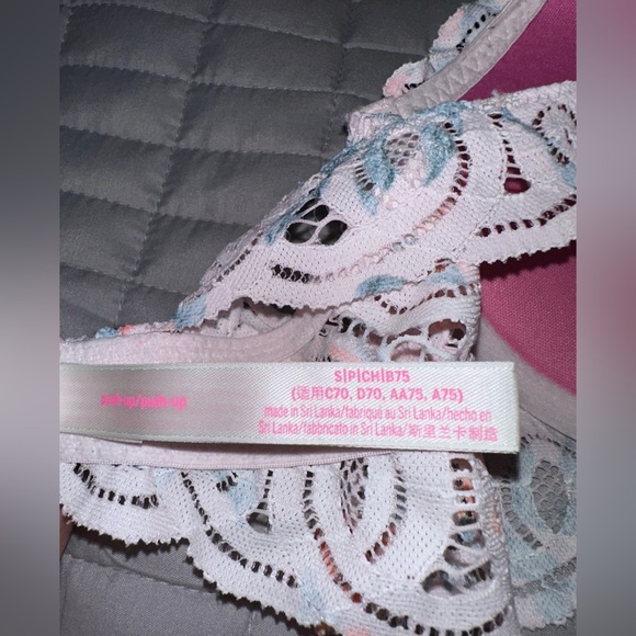 Victoria’s Secret PINK Lace Bralette with Floral Design - Picture 5 of 5